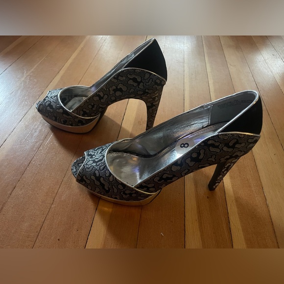 Rampage Black and Silver Women's Heels - Picture 2 of 4